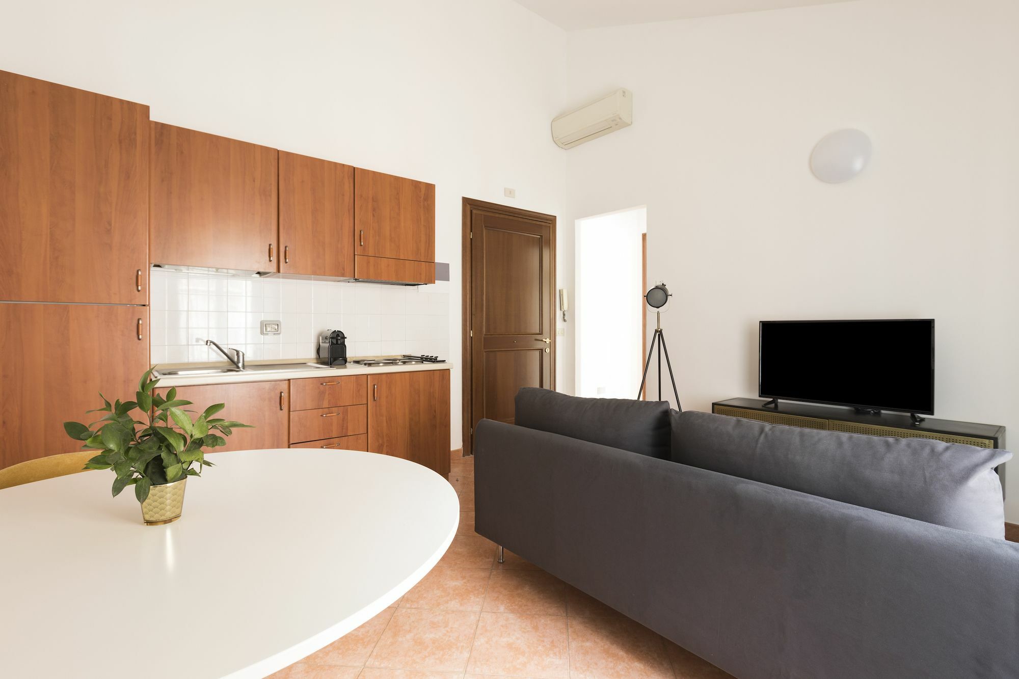 Sleek 1br In San Pietro / Vaticano By Sonder Apartment Rome